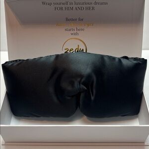 Zedy100% Sleep Mask with Soft Padding for Luxurious Sleep in Total Darkness